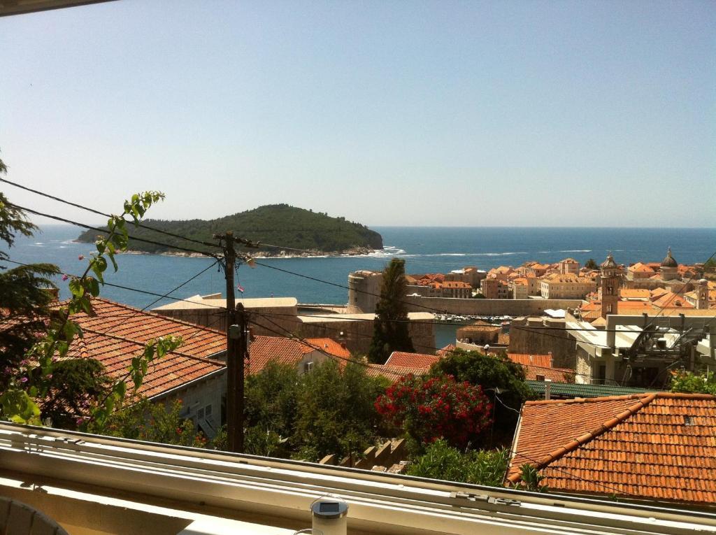 Jelen * Dubrovnik